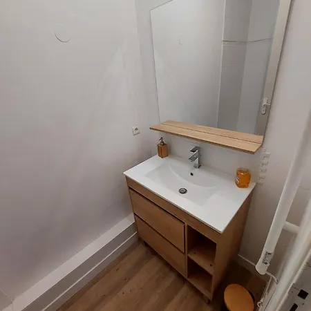 Proche Parc Des Expositions Et Cdg Renove A 5 Minutes De La Gare Apartmán